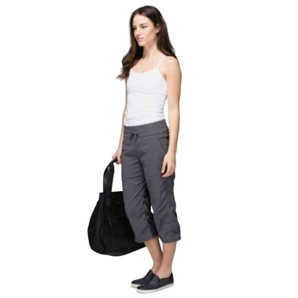Lululemon Womens Pants Dance Studio Crop Size 6 Grey Mid Rise - Picture 1 of 12